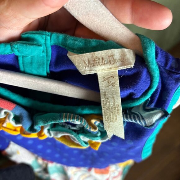 Adorable Matilda Jane Apple Top - Picture 3 of 3